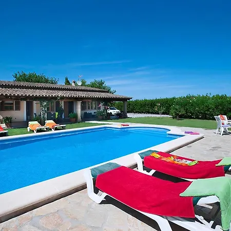 Holiday home Schoenes In Mit Grossem Pool *