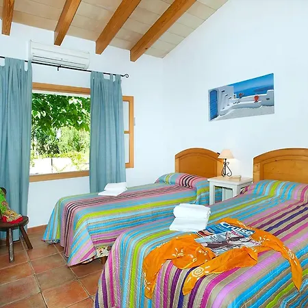 Schoenes In Mit Grossem Pool Holiday home Alcudia (Mallorca)